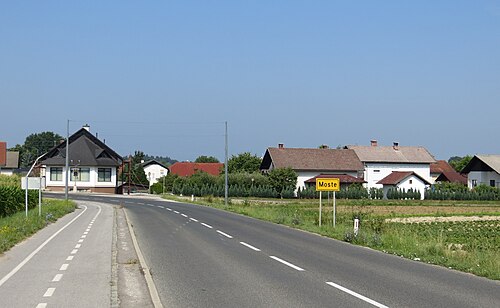 Moste (Komenda)