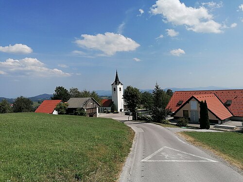 Medvedje Brdo (Logatec)