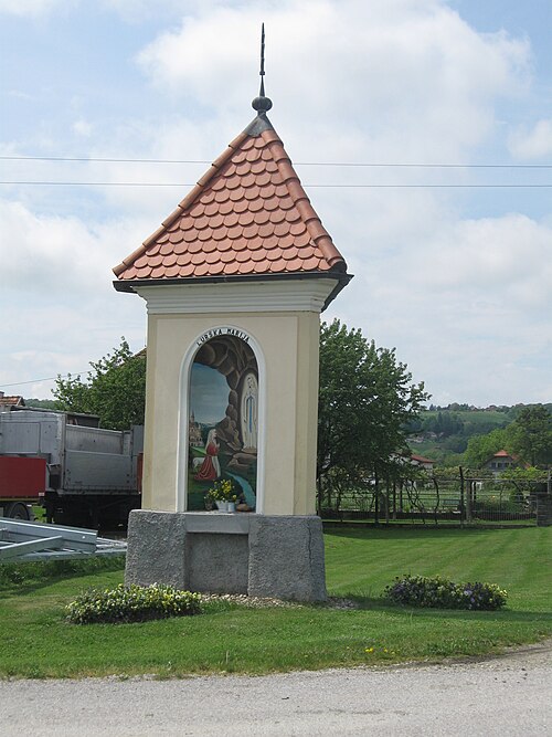 Drobtinci (Apače)
