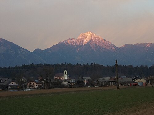 Strahinj (Naklo)