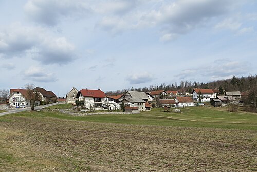 Laze (Logatec)