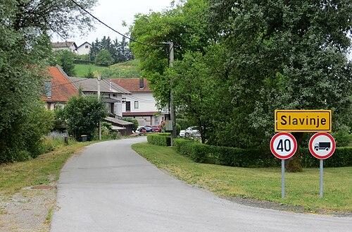 Slavinje (Postojna)
