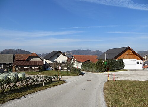 Tlake (Grosuplje)